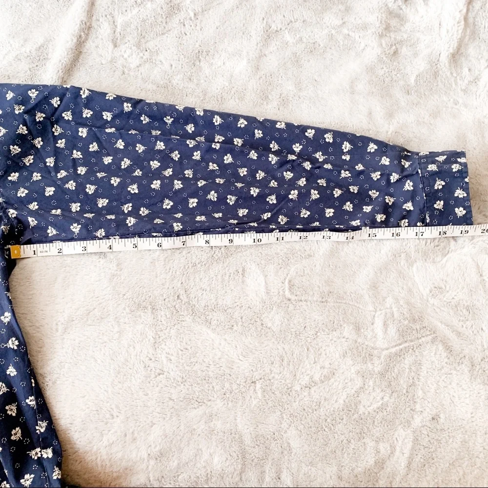 Eddie Bauer Floral Button down Blouse size s - Picture 6 of 8